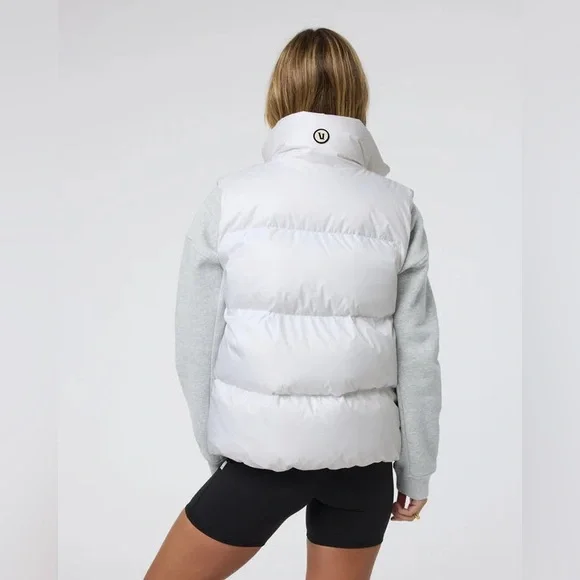 NWT Vuori Hillside Down Vest White‎ Medium